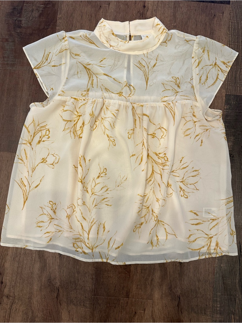 Floral High-Neck Chiffon babydoll  Top - Cream with Gold Print size XXL NWOT